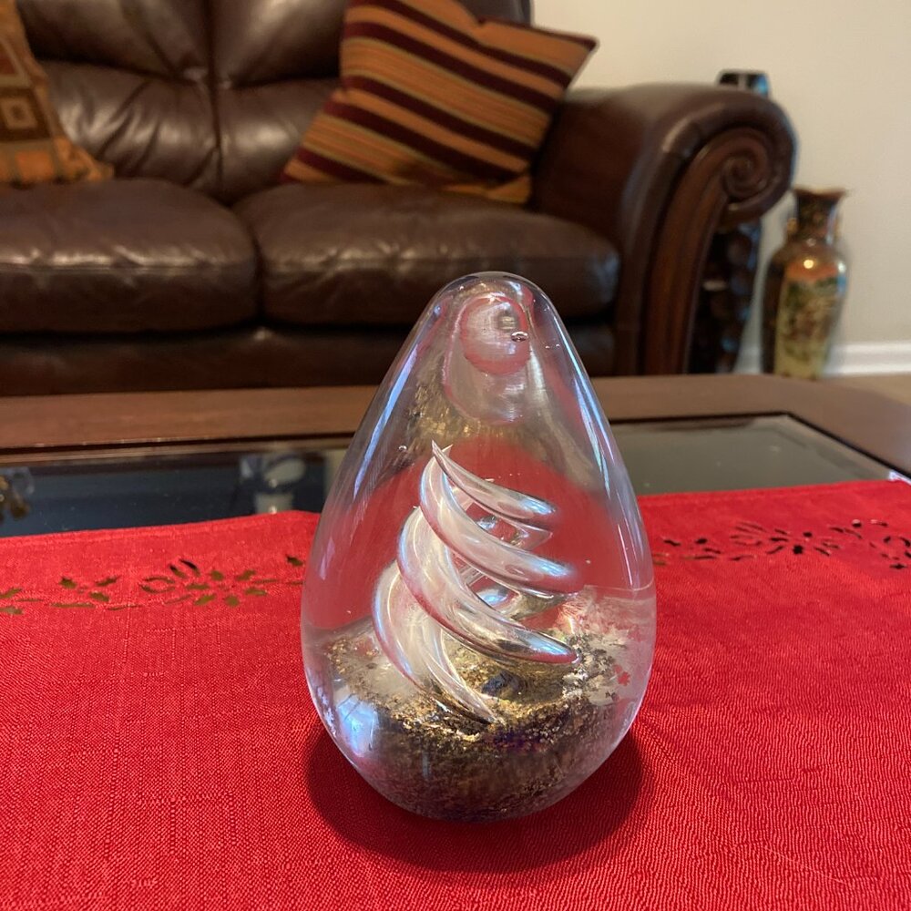 Glass Paperweight - Picture 4 of 4